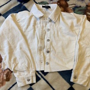 Forever 21 jacket cropped color cream size M NEW